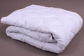 Prošívané přikrývky a deky z dutého vlákna